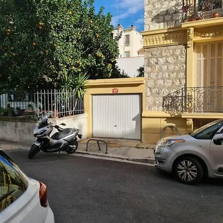 Superbe 4 Pieces 75 M Carres Pour 2 A 6 Personnes Centre Parking 3 Jours Minimum アパート