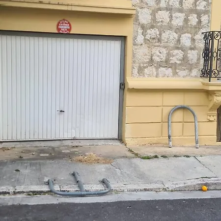 Superbe 4 Pieces 75 M Carres Pour 2 A 6 Personnes Centre Parking 3 Jours Minimum Ницца